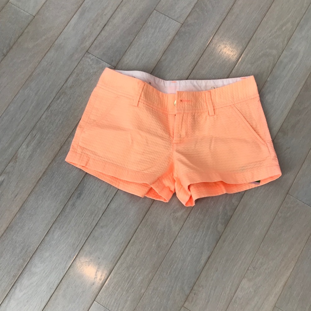 Lilly Pulitzer Women’s Shorts Size 0 orange color